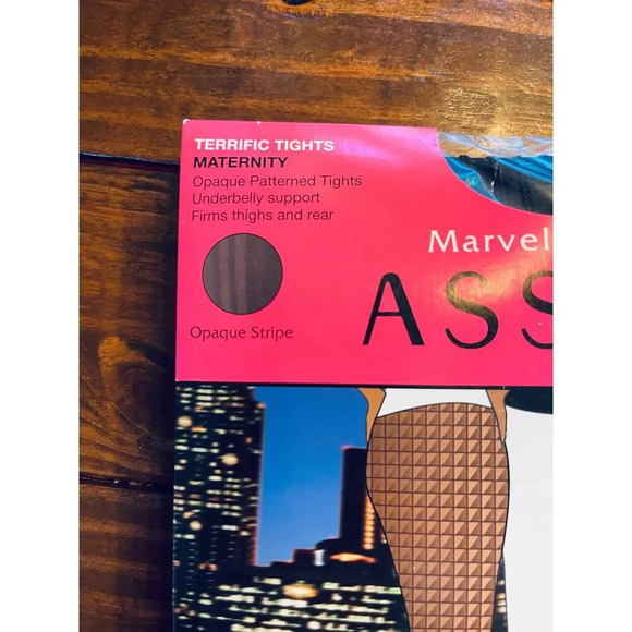 NWT Spanx Assets Black Maturnity Opaque Stripe Pattern Tights - Picture 3 of 3